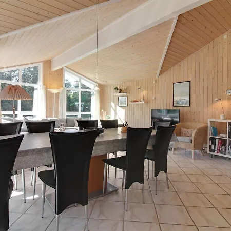 Holiday home Aniki - 1-4km From The Sea In Nw Jutland By Interhome Lokken