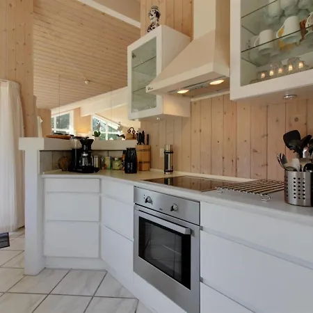 Holiday home Aniki - 1-4km From The Sea In Nw Jutland By Interhome Lokken
