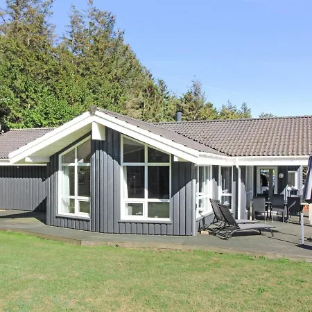 Holiday home Aniki - 1-4km From The Sea In Nw Jutland By Interhome
