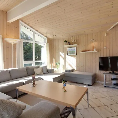 Dom wakacyjny Aniki - 1-4km From The Sea In Nw Jutland By Interhome Løkken