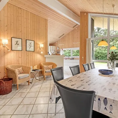 Aniki - 1-4km From The Sea By Interhome